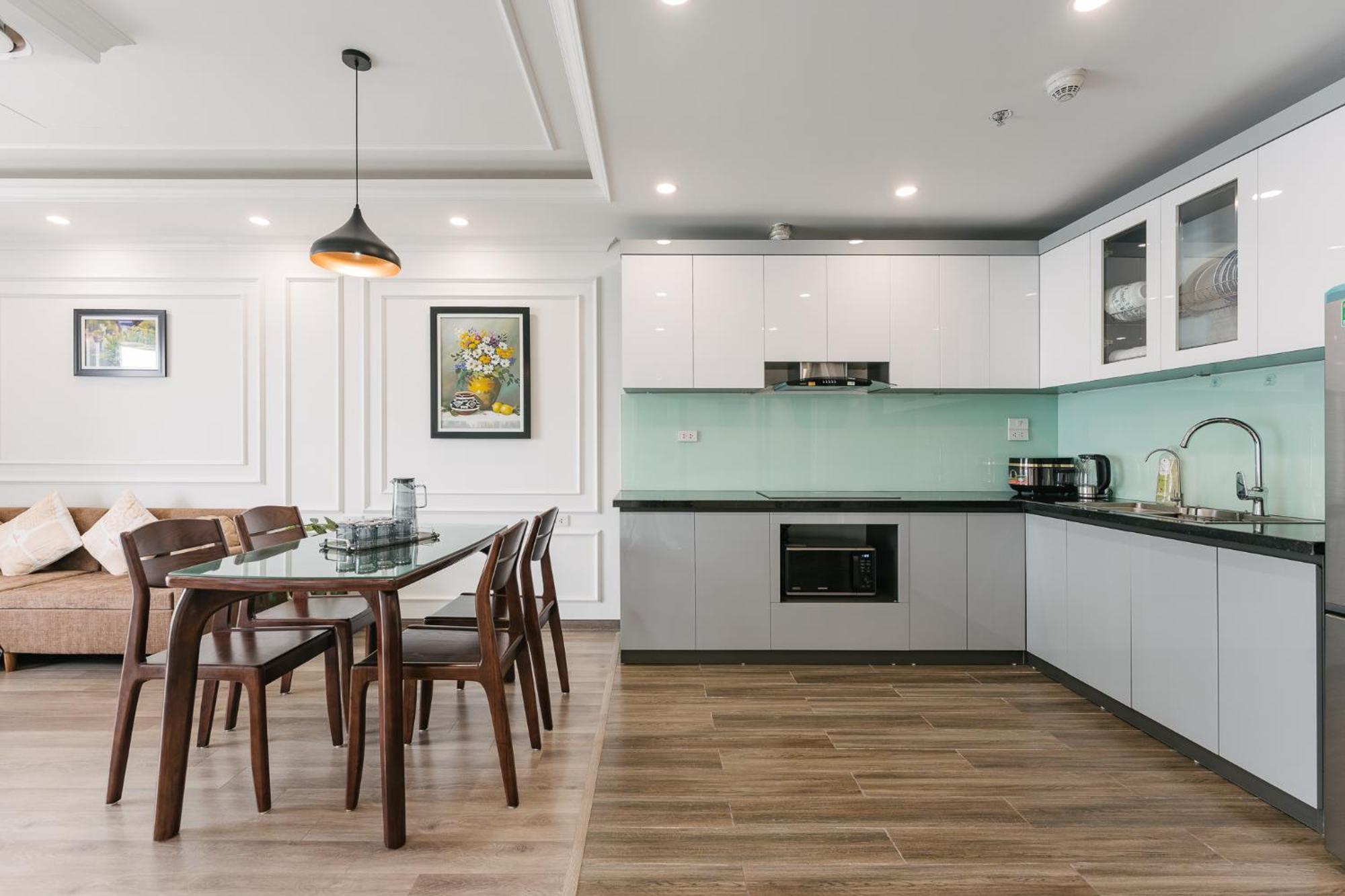 D'Leroi Soleil- Tay Ho- Near Westlake In Ha Noi Ханой Екстериор снимка
