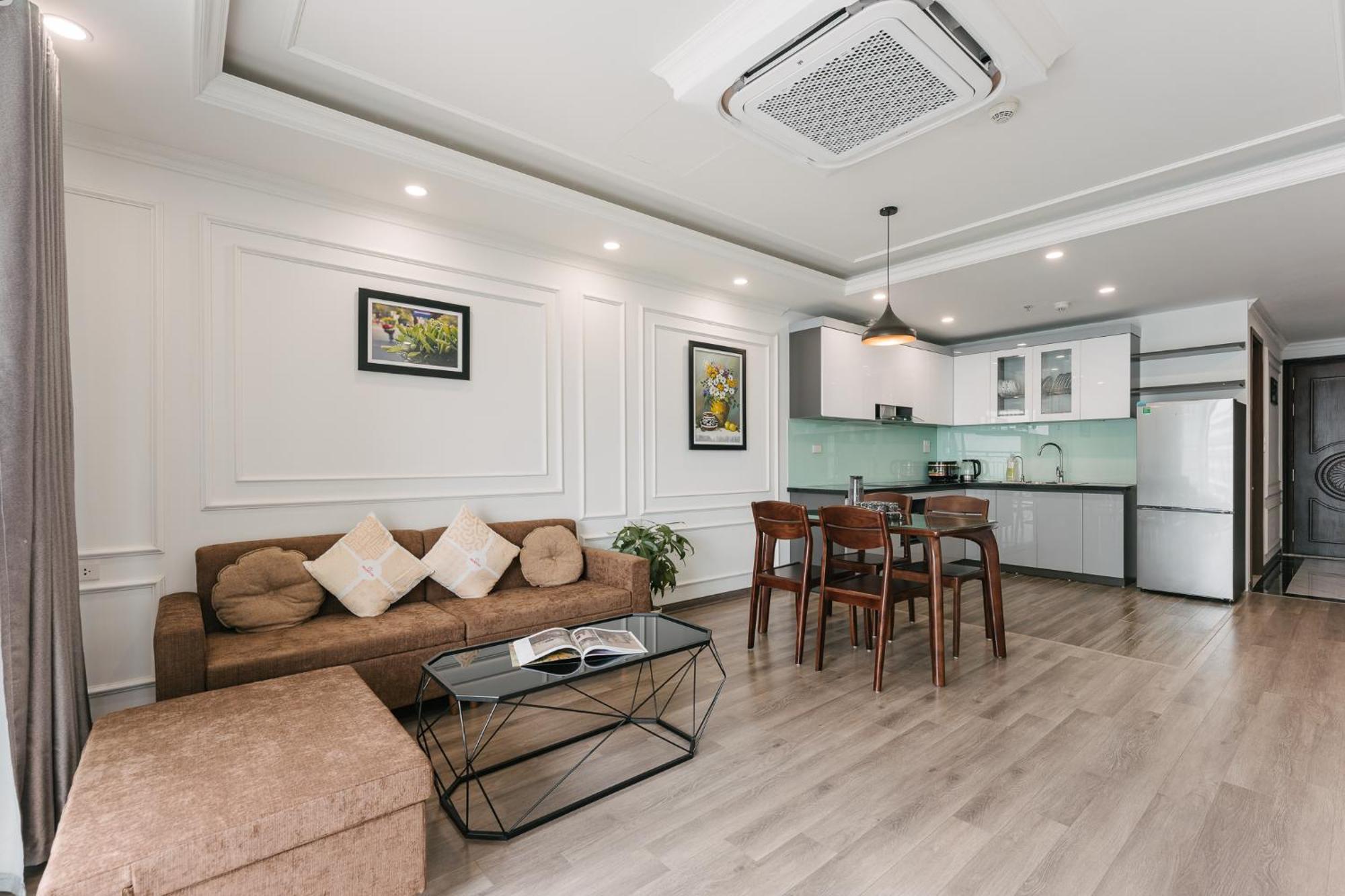 D'Leroi Soleil- Tay Ho- Near Westlake In Ha Noi Ханой Екстериор снимка