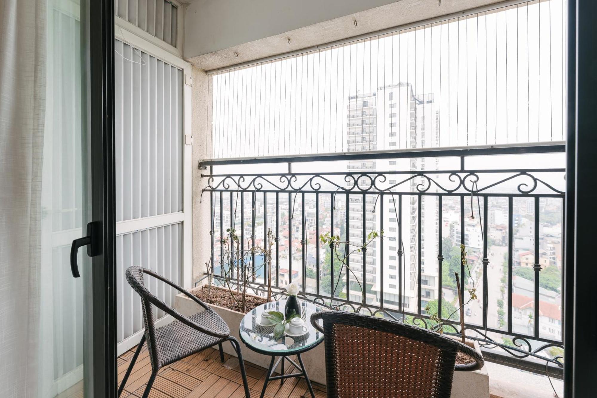 D'Leroi Soleil- Tay Ho- Near Westlake In Ha Noi Ханой Екстериор снимка