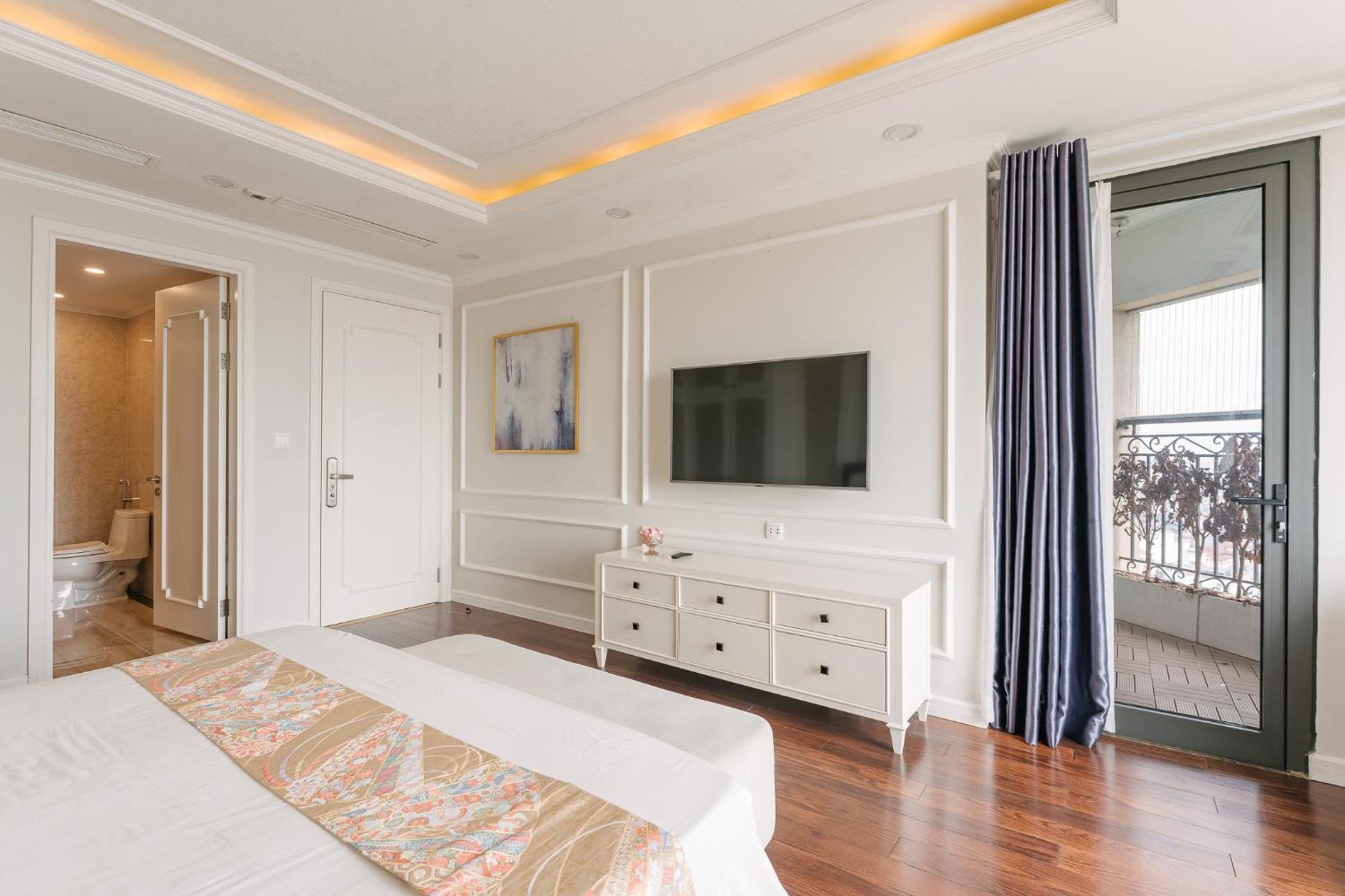 D'Leroi Soleil- Tay Ho- Near Westlake In Ha Noi Ханой Екстериор снимка